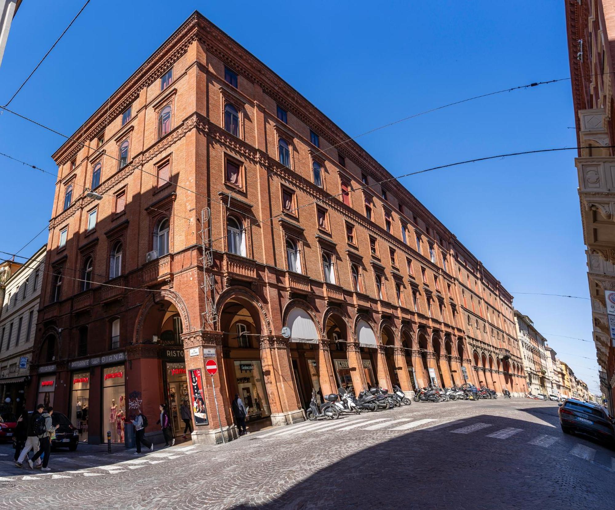 Matildeland Appartamento Centro Storico - Via Indipendenza Болонья Екстер'єр фото